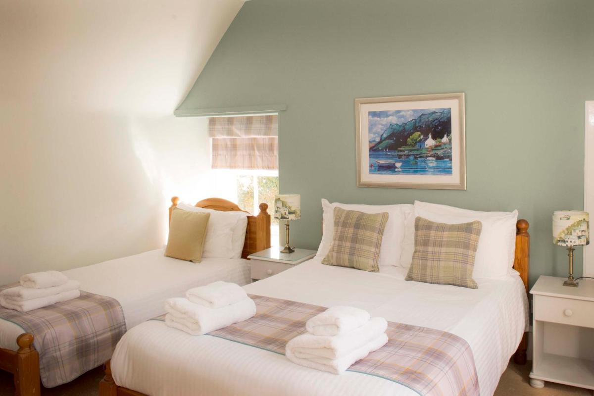 The Royal Oak Hotel - Housity