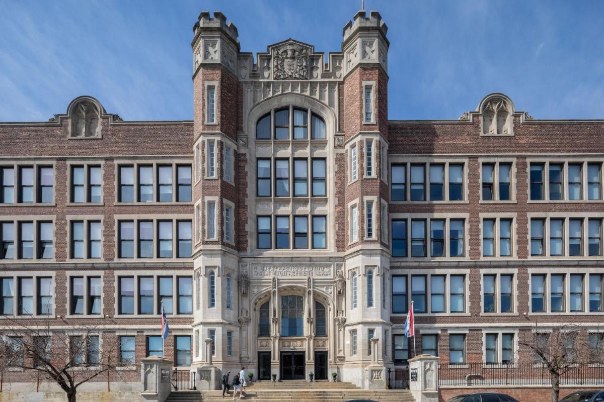 Sosuite at West Lofts - West Philadelphia - Housity