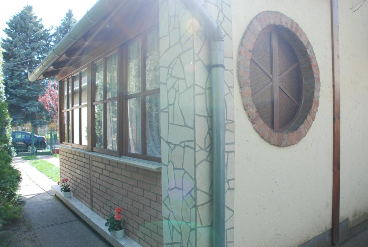 Kisvirág Apartman - Housity