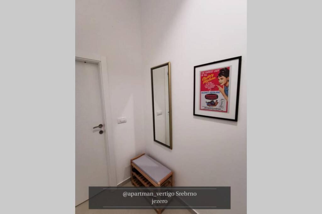 Apartman Vertigo na samom Srebrnom jezeru - Housity