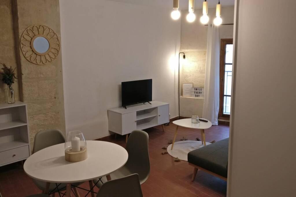 Le Huitième - Avignon Intramuros - Housity