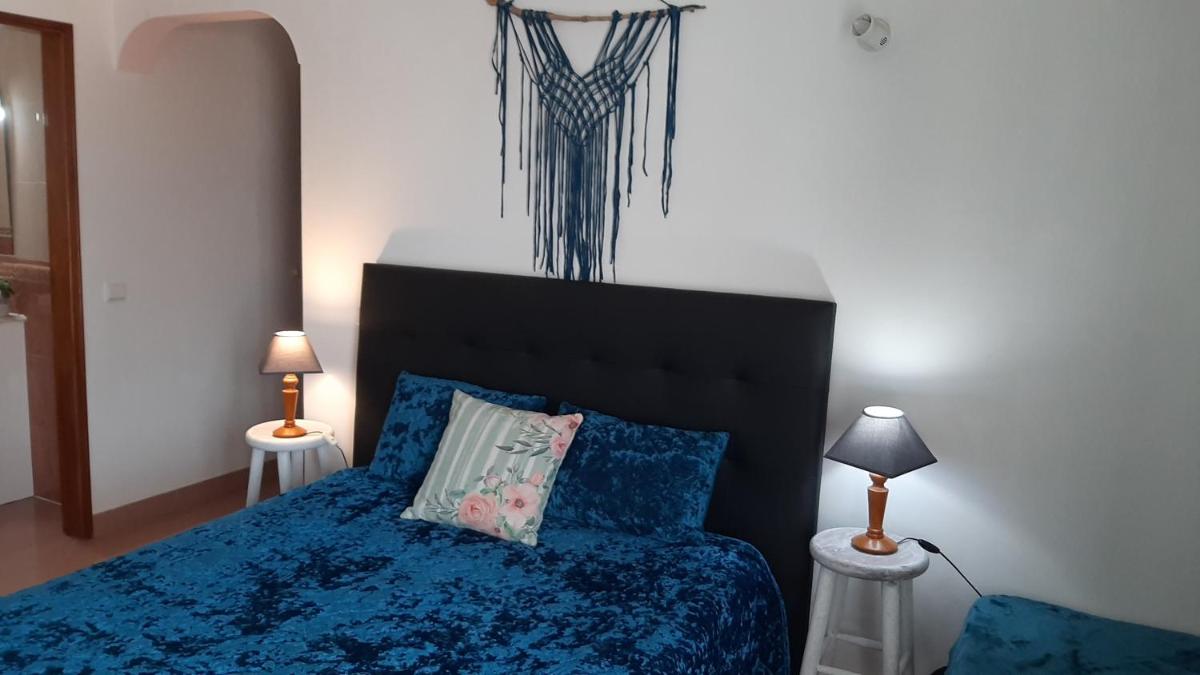 Sagres Sunny Room with private bathroom 300m from the beach - Housity