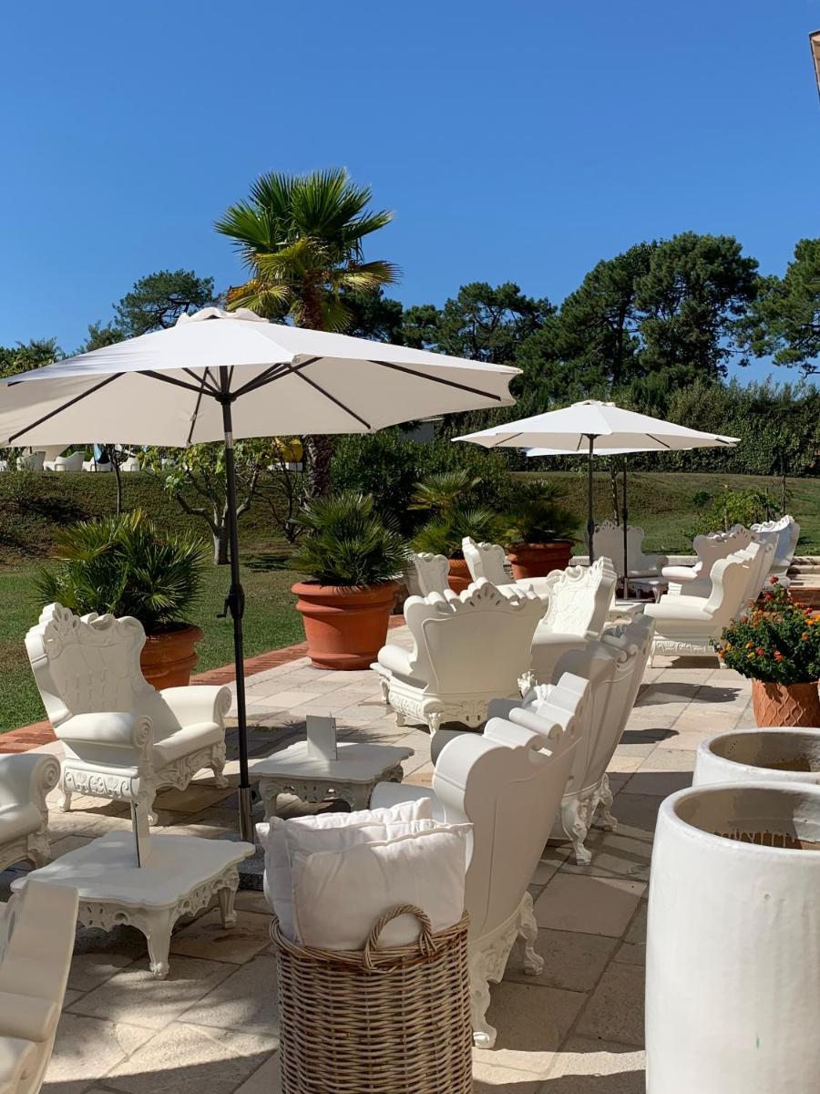 Coin salon dans l'établissement Beaumanoir Small Luxury Boutique Hotel