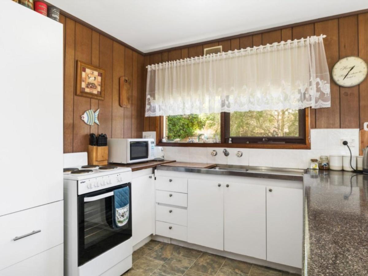Raymond Coastal Cottage - Housity