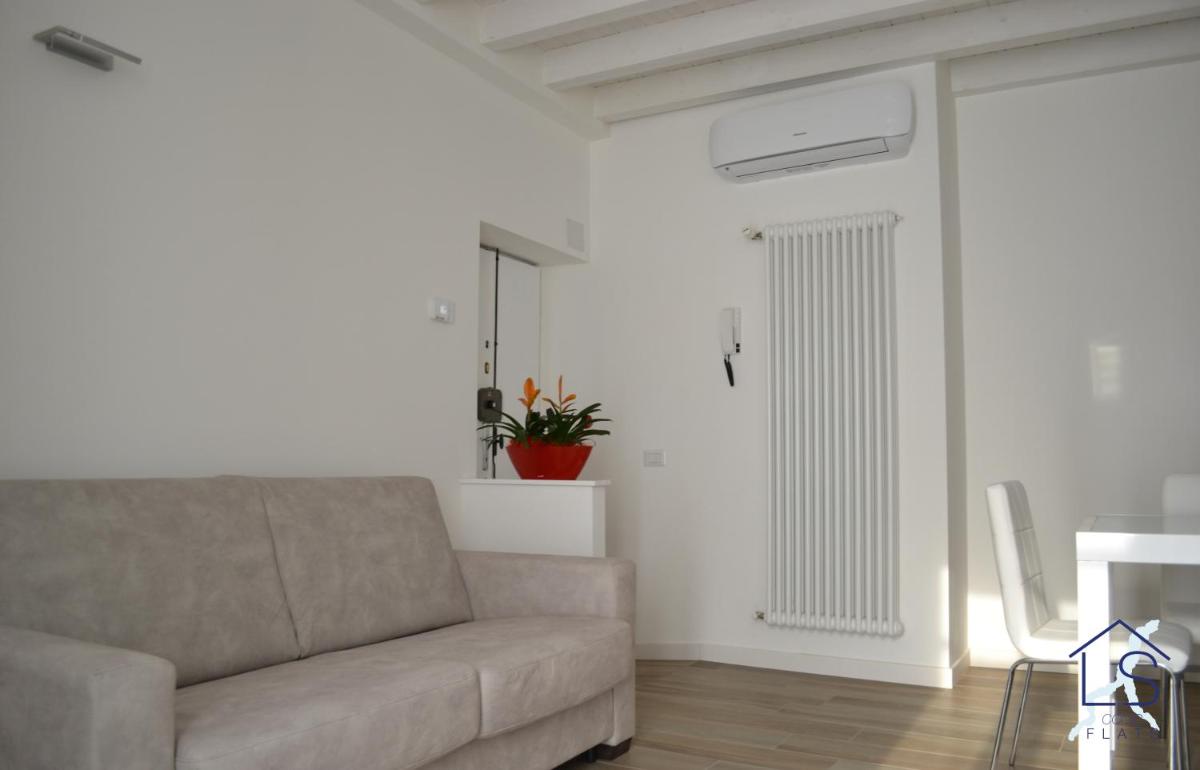 Como Flats - Housity