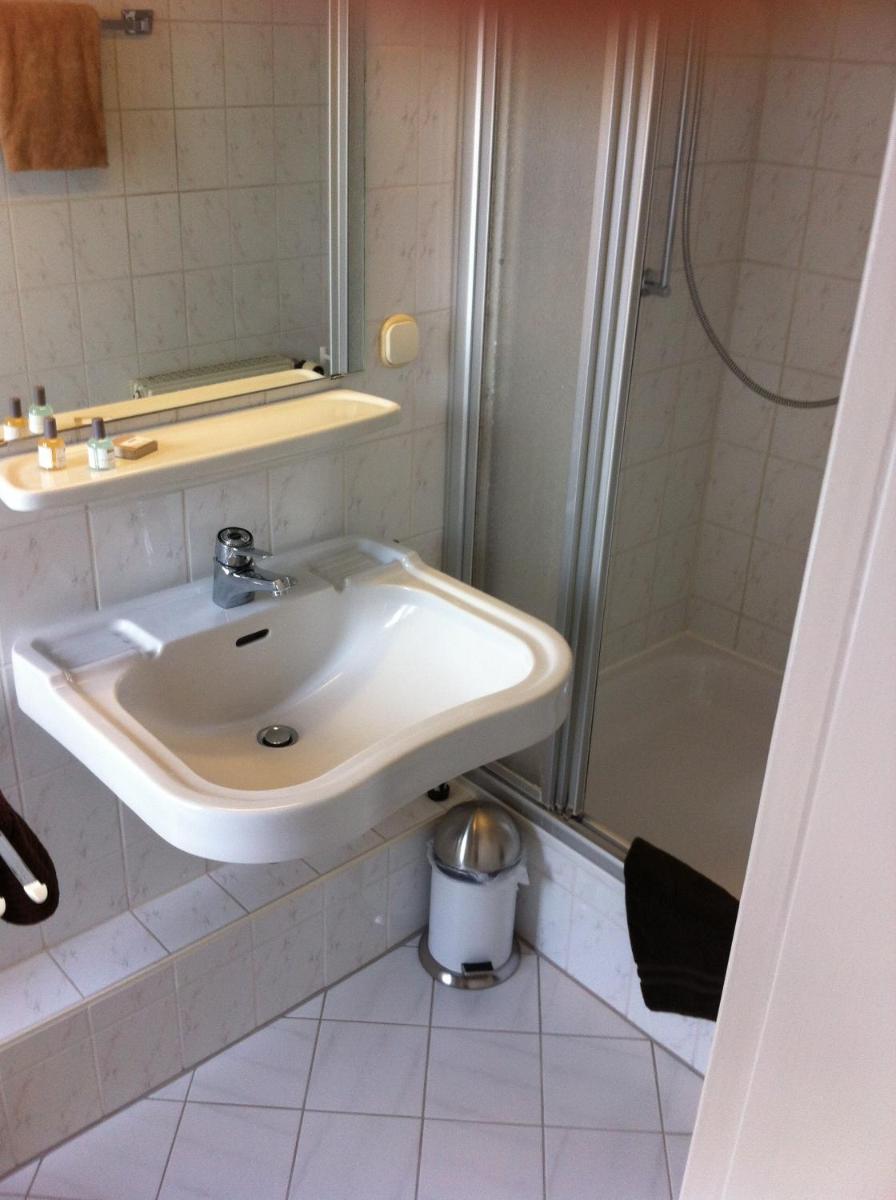 Atlantis Landpension Steinhude - Housity