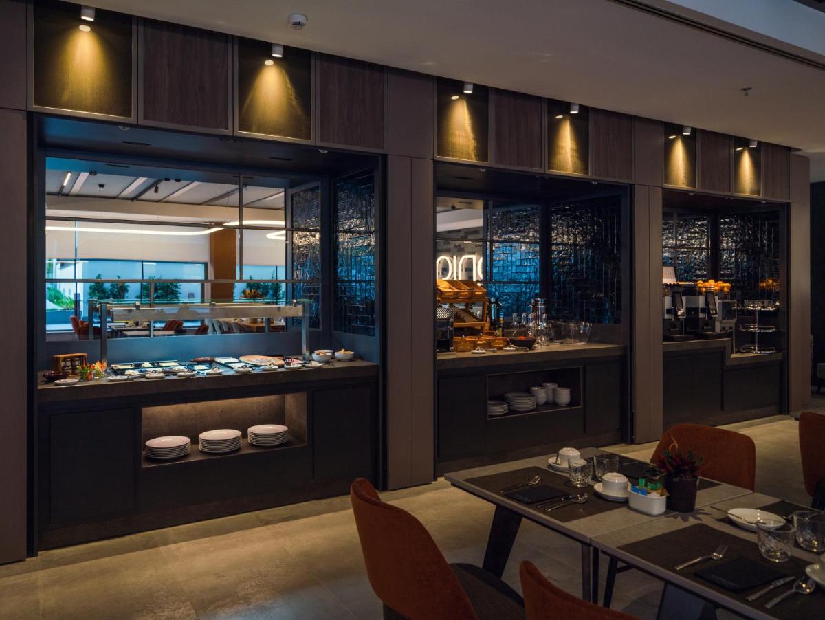 Un restaurante o sitio para comer en Catalonia Gran Vía Bilbao