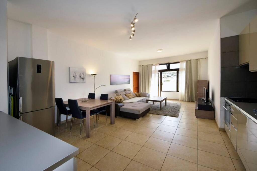 Beach Adeje Apartment - Housity