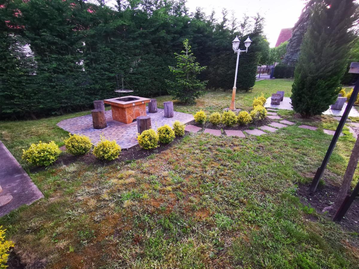 Máté Holiday House - Housity