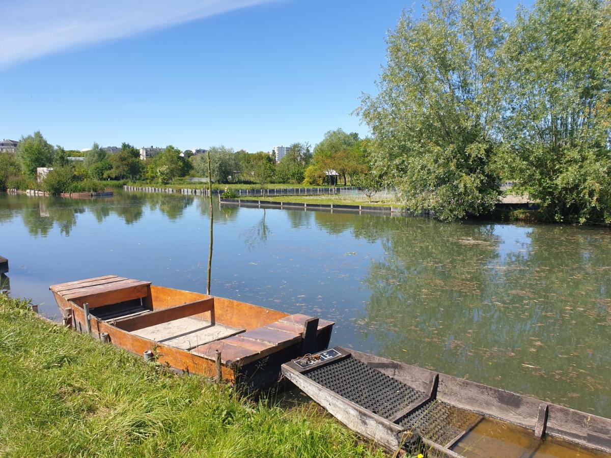 Studio Cerf quartier marais, jardin accessible, terrasse rez de chaussée - Housity