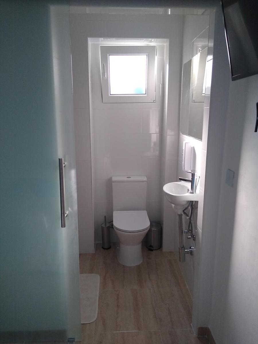 La Isla habitacion independiente con baño privado y jardín - Housity