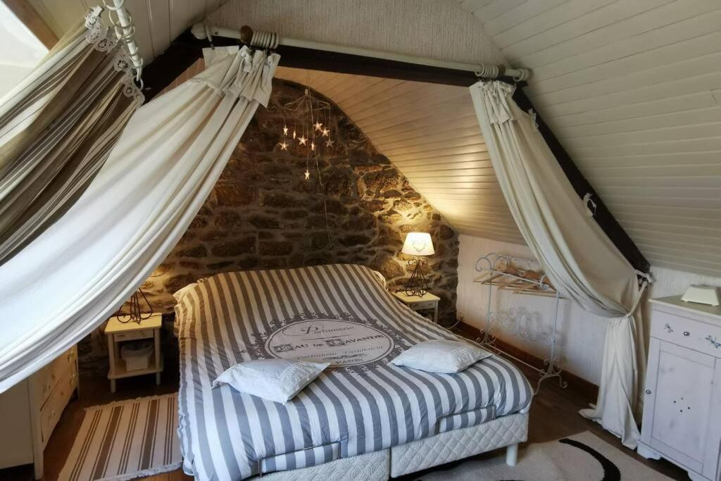 La Petite Maison Rurale de Bretagne - Housity