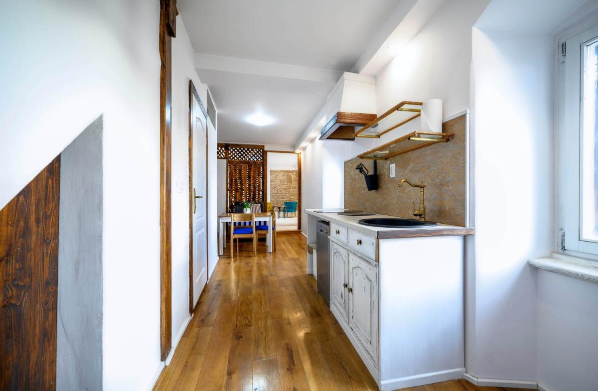 On the Rock Apartments - Housity
