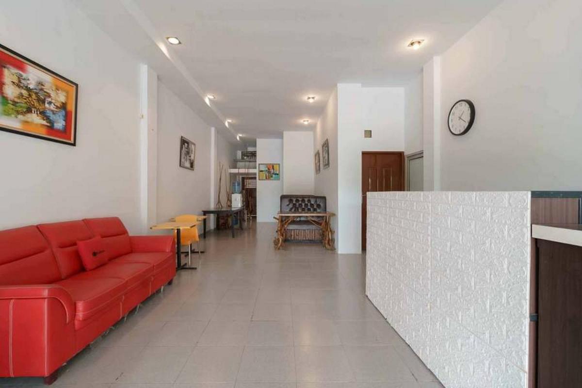 RedDoorz @ Mutiara Residence - Housity