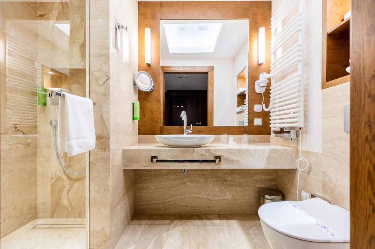 Natura Mazur Resort & Conference - Housity