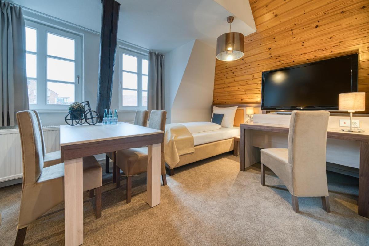 Hotel Am Fischmarkt - Housity