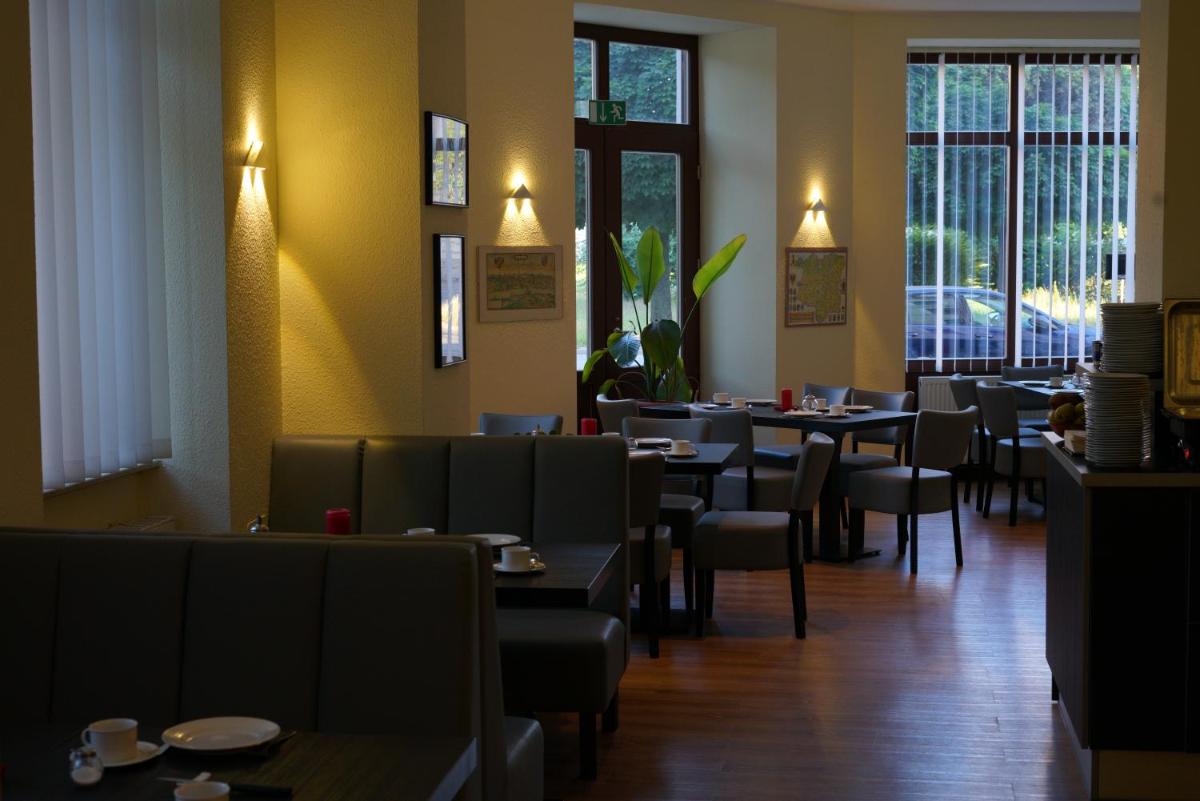 Gästehaus Lisakowski Pension am Brautwiesenpark - Housity