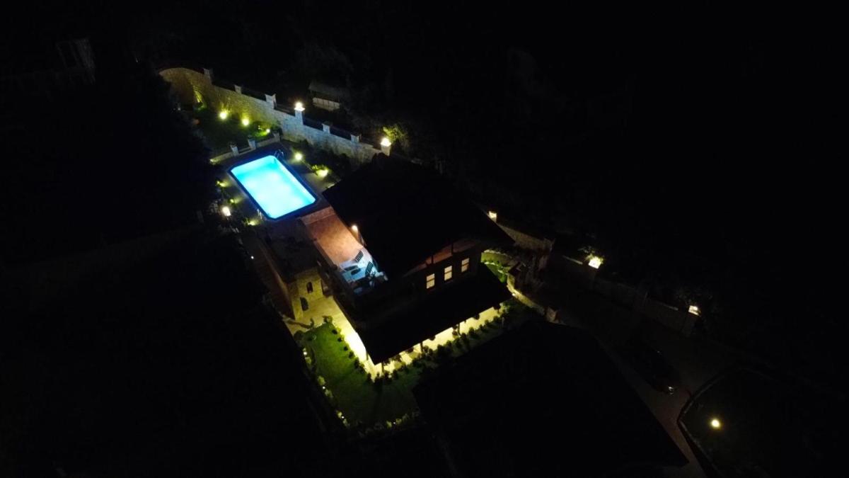 Ta? villa - Housity