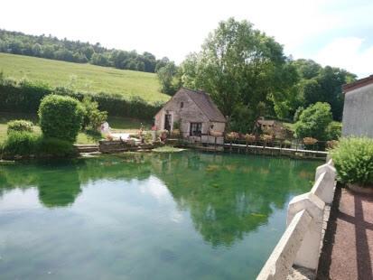 Auberge du val d’ouche - Housity