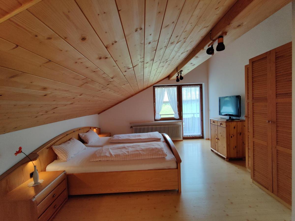 Pension Berg&Bleibe Wertach - Housity