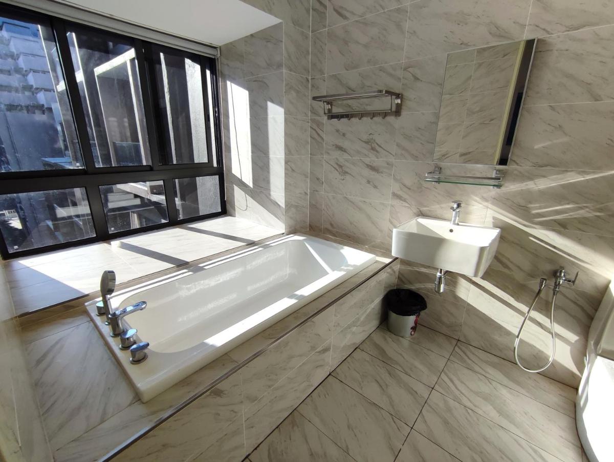 Imperio Residence Malacca Town With Bathtub-FreeParking and WIFI - Housity