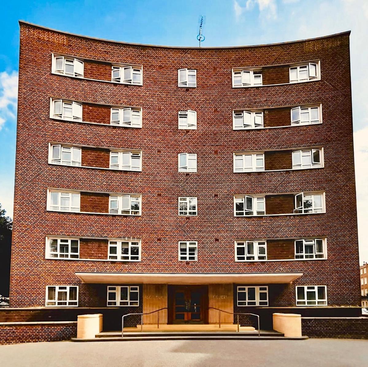 Baker Street Style - Housity