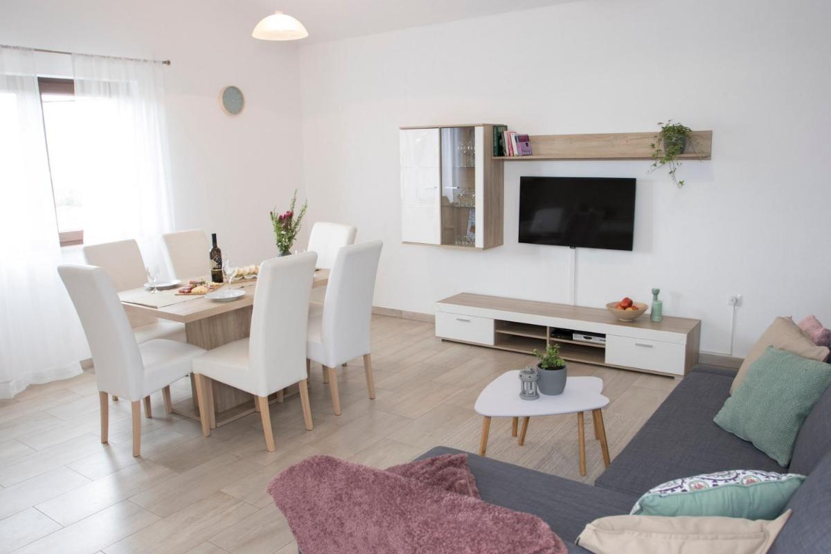 Apartment Mara - Housity