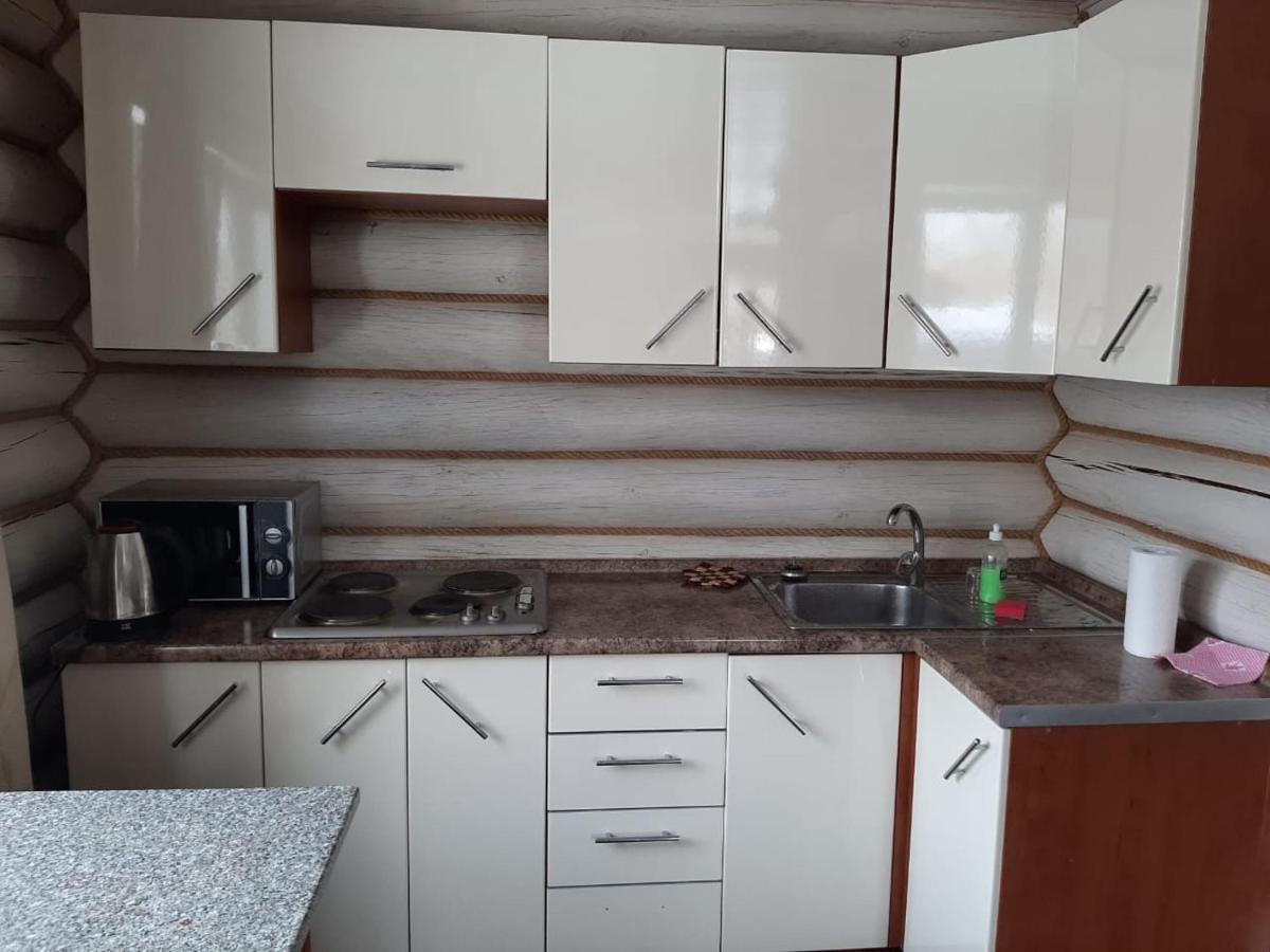 Lesnoe shale - Housity