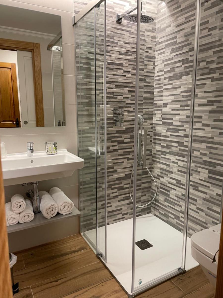 Hotel Rural Peña Castil - Housity