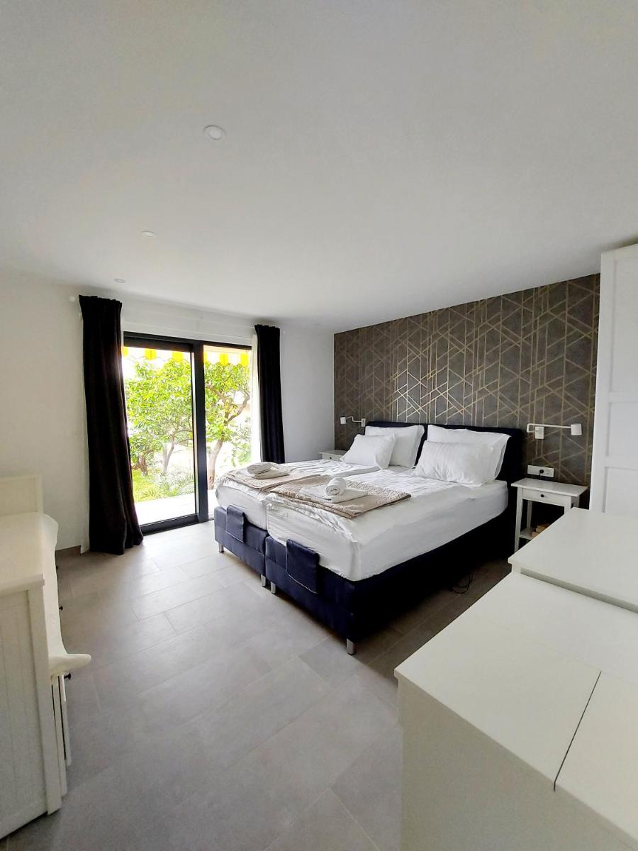MORE Podgora Luxury Design Apartment - Hizvo