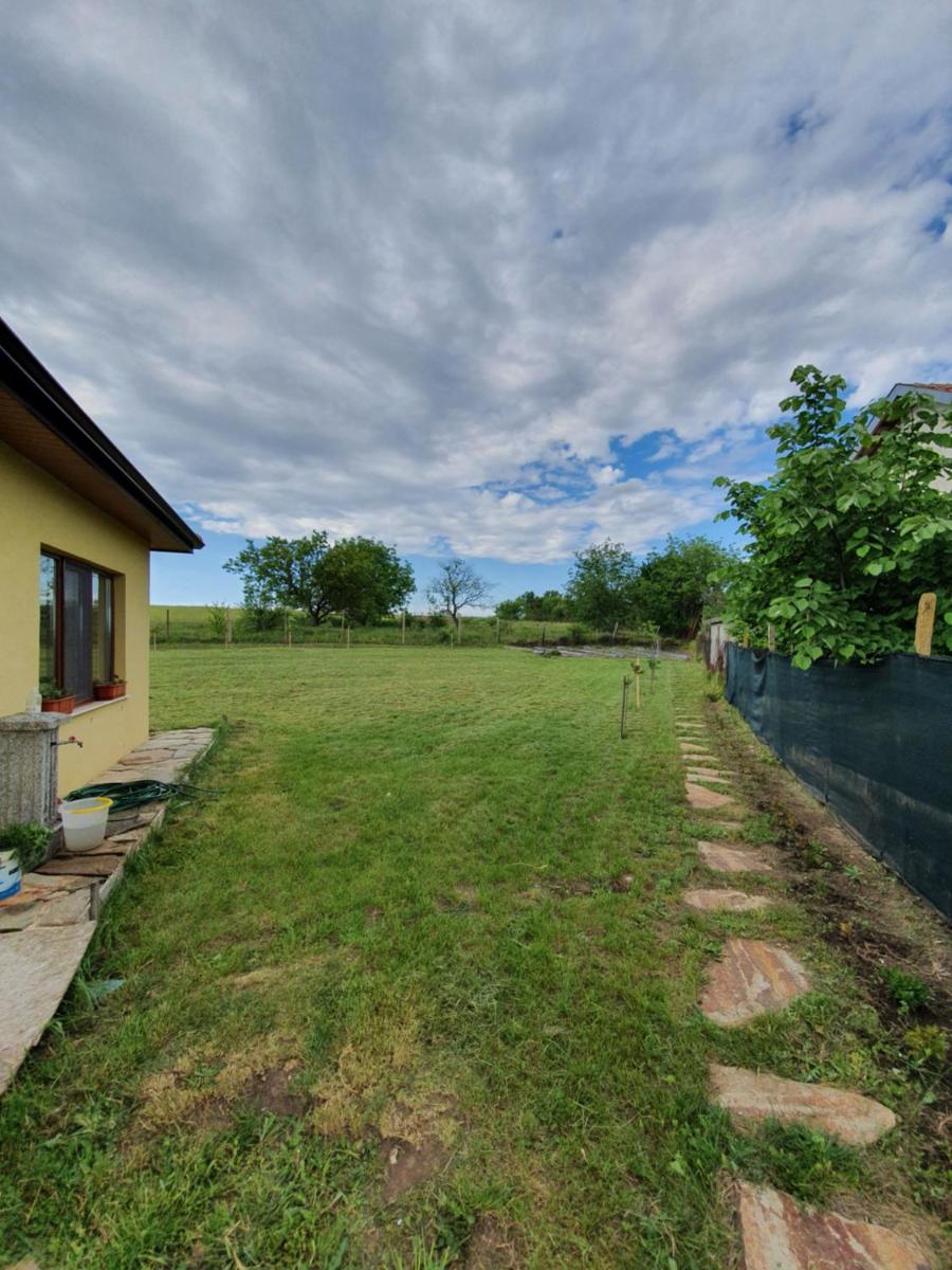 Malavi Guest House Krasen! Comfort&clean! - Housity