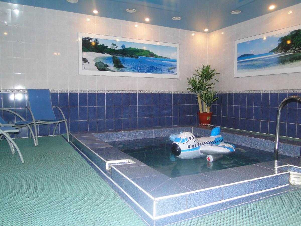 Suitetrails - Shakhtyor Hotel