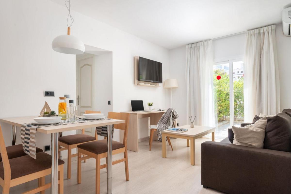 Olive Beach Apartamentos - Housity