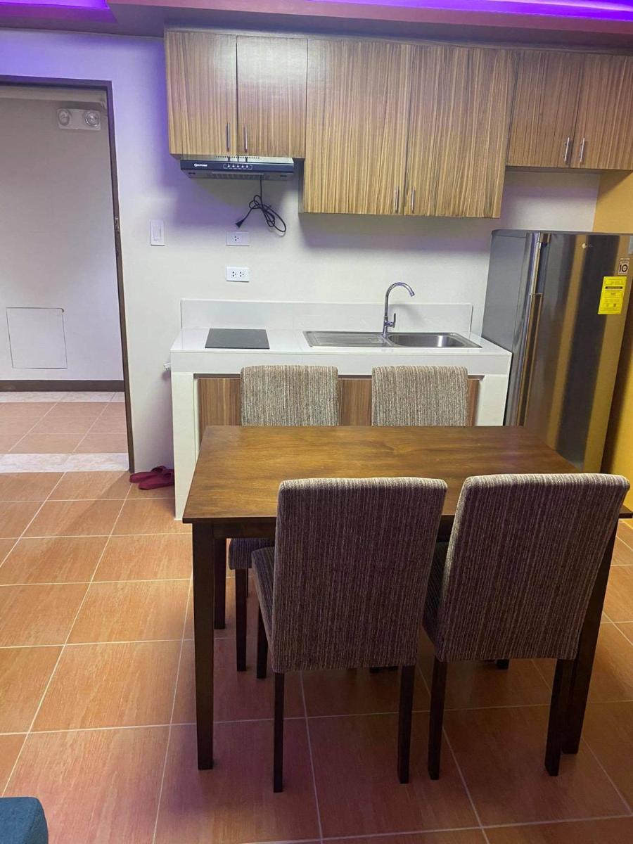 One oasis resort lapasan 2 bedrooms condo - Housity