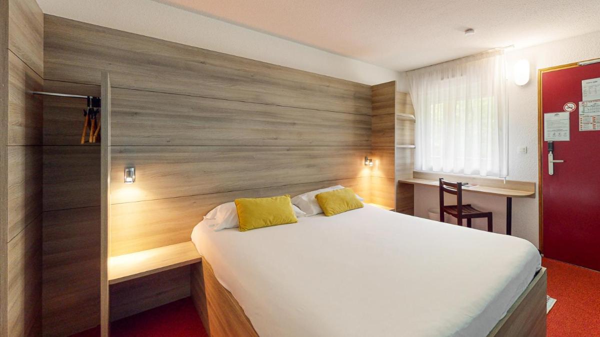 Ever Route 64 Brit Hotel Tarbes Ibos - Housity