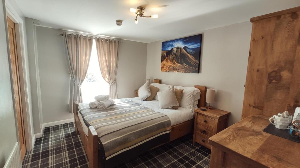 The Boot Inn - Housity