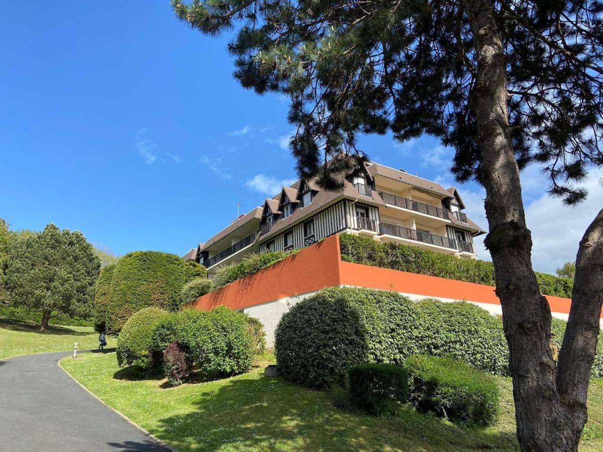 à 10 minutes à pieds de la plage, Résidence La Corniche du Mont Canisy - Traveller Award 2023 - Housity