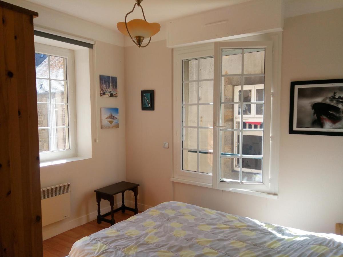Au coeur de St Malo, situé dans IntraMuros, appartement lumineux T2 plein sud au 2ème étage - Housity