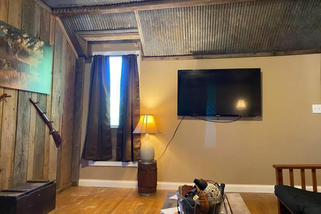 Hunters Cabin Loft/Studio at White House Lodge - Housity