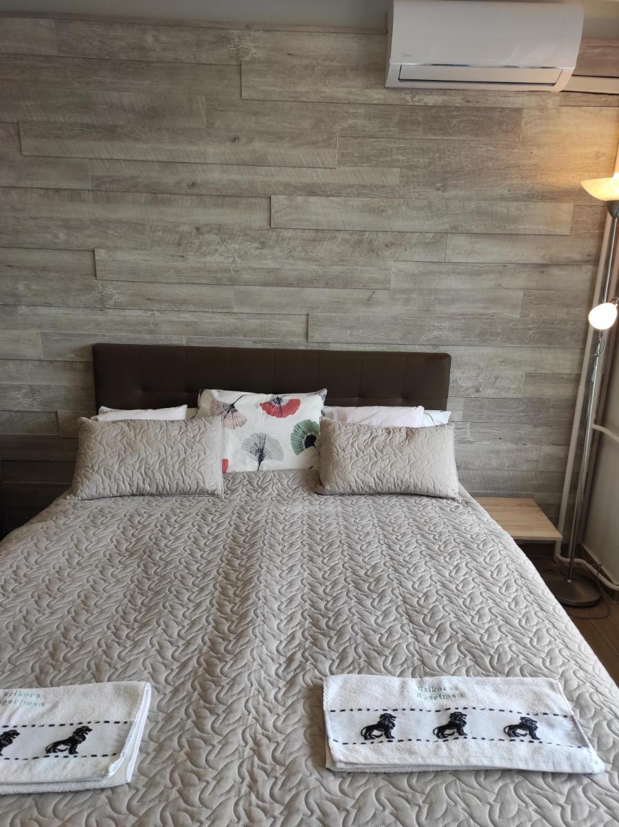 Szikora Apartman, Csopak - Housity
