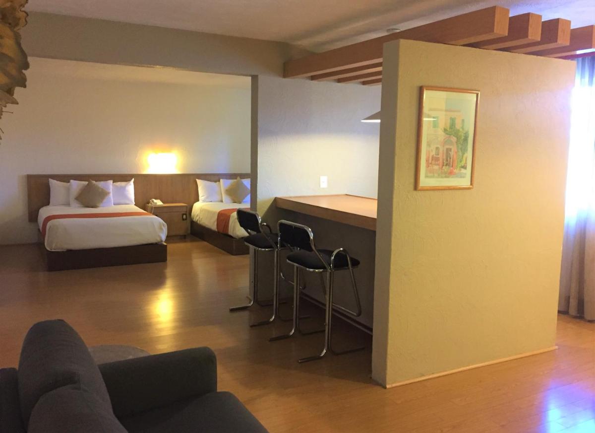 Hotel Villablanca - Housity