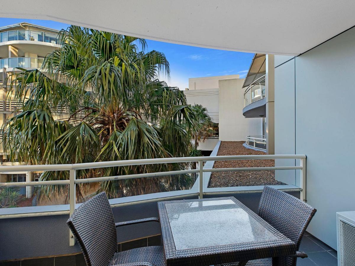 Waterfront Apartment 114 - Housity