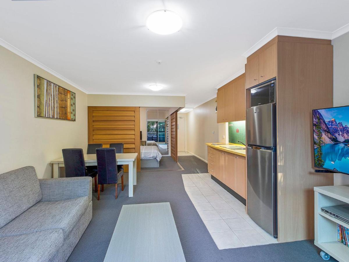 Waterfront Apartment 114 - Housity