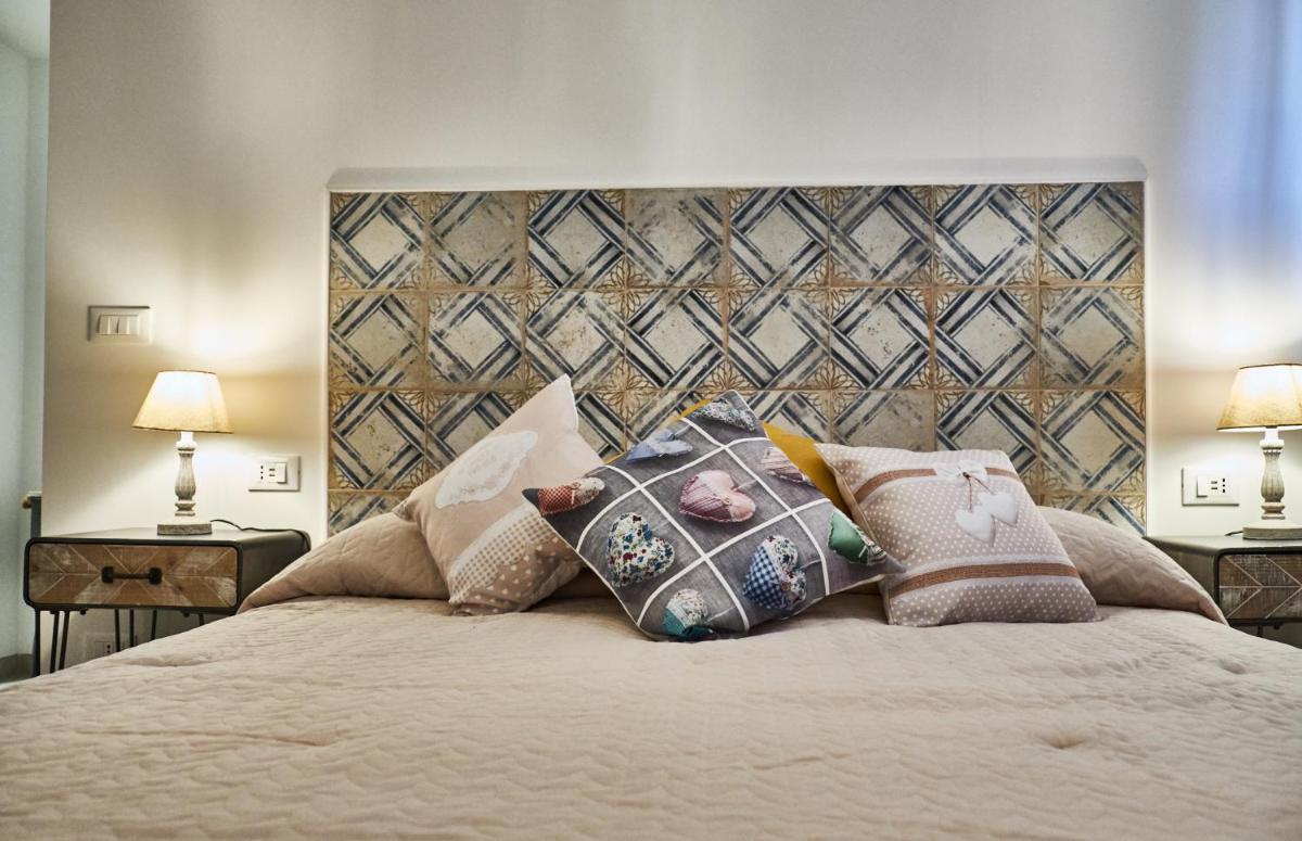 Equorum Prospectus 1 - OSTUNI CENTRO - Guest House - Housity