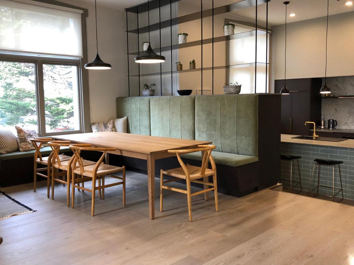 The Burlington Luxury Octagon Apartment - Housity