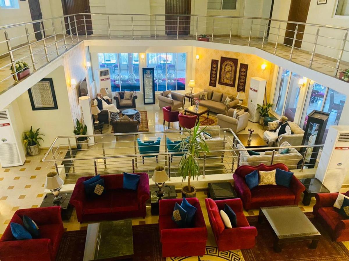 Holiday Grand Resort Bhurban - Housity