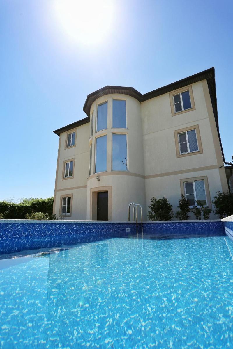 Nirvana Guest House - Housity
