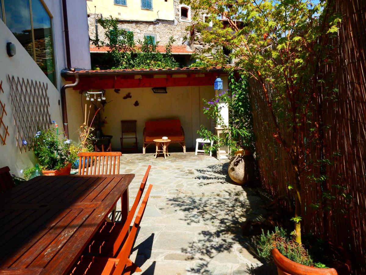 Holiday Home Carina - Housity