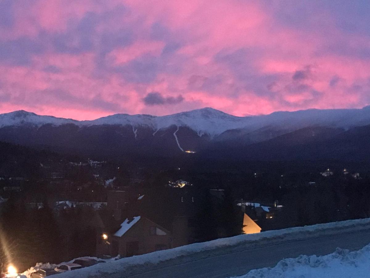 C2 Luxurious townhome stunning views AC stone fireplace beautiful kitchen STEPS TO SKI TRAIL - Housity