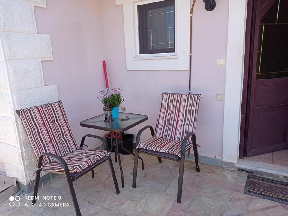 Villa Afroditi - Cozy appartment close to the sea - Housity